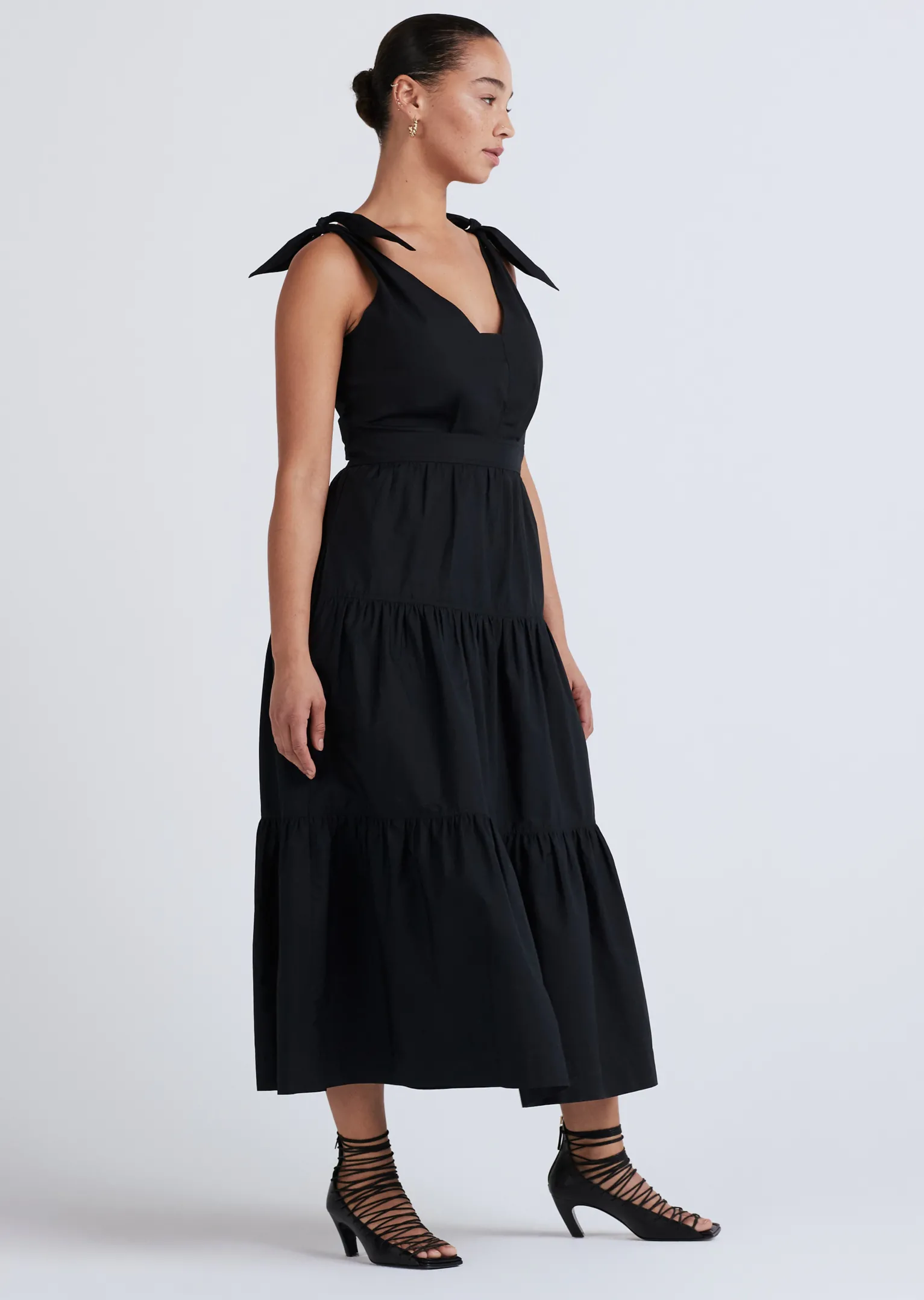 Women Derek Lam Dresses & Skirts<Timothea Shoulder Tie Dress